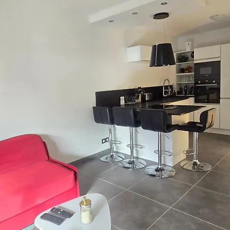 Saint-raphael Near & Pool Apartment *