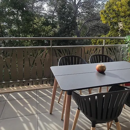 Saint-raphael Near & Pool * Saint-Raphael (Var)